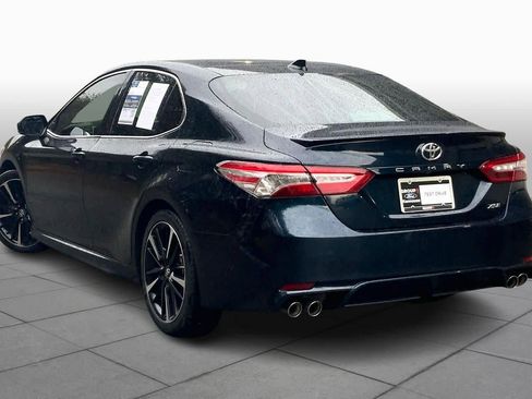 Used 2020 Toyota Camry XSE image 12
