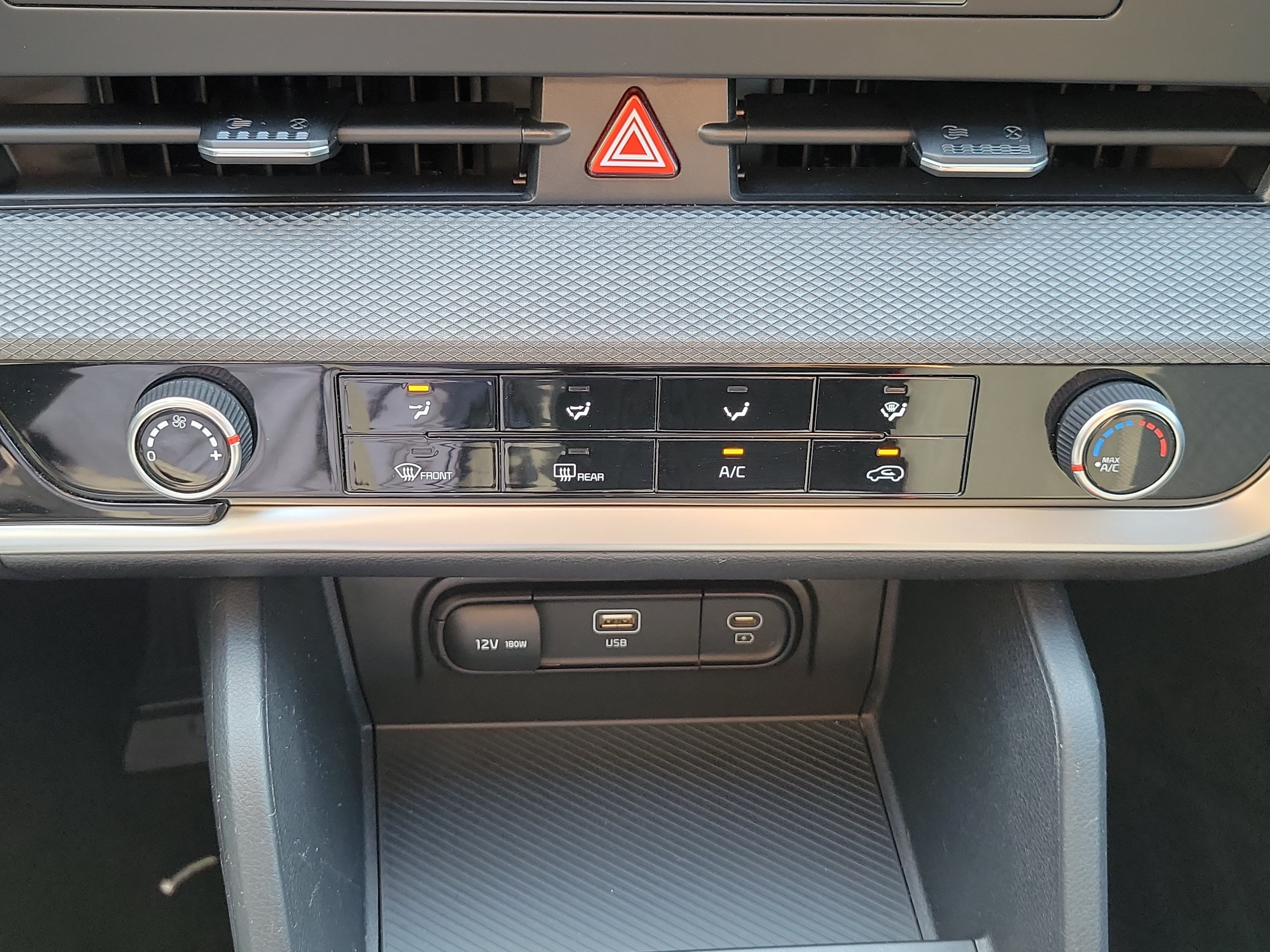 Certified 2023 Kia Sportage LX FWD image 33