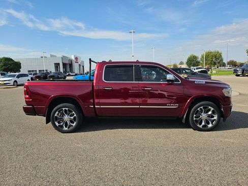 Used 2022 RAM 1500 Limited w/ Body Color Bumper Group image 6