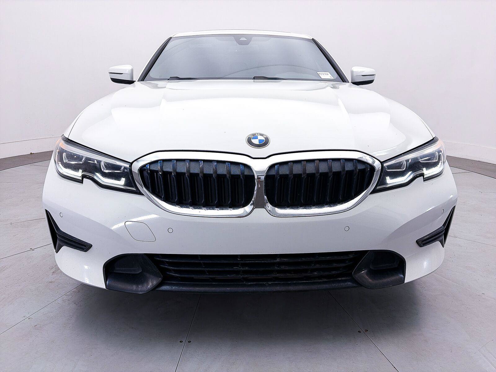 Used 2020 BMW 330i Sedan w/ Convenience Package RWD image 11