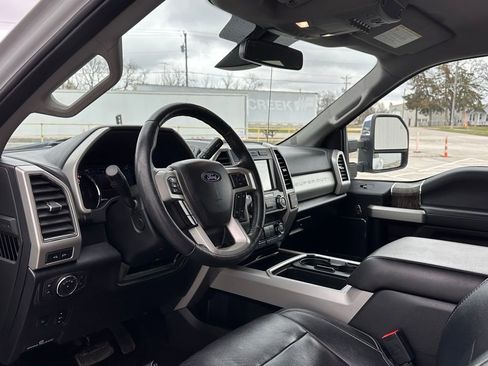 Used 2019 Ford F350 Lariat w/ Lariat Ultimate Package image 10