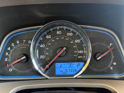 Used 2013 Toyota RAV4 Limited FWD image 12