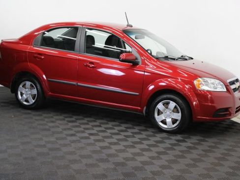 Used 2011 Chevrolet Aveo LT w/ Power and Convenience Package FWD image 3