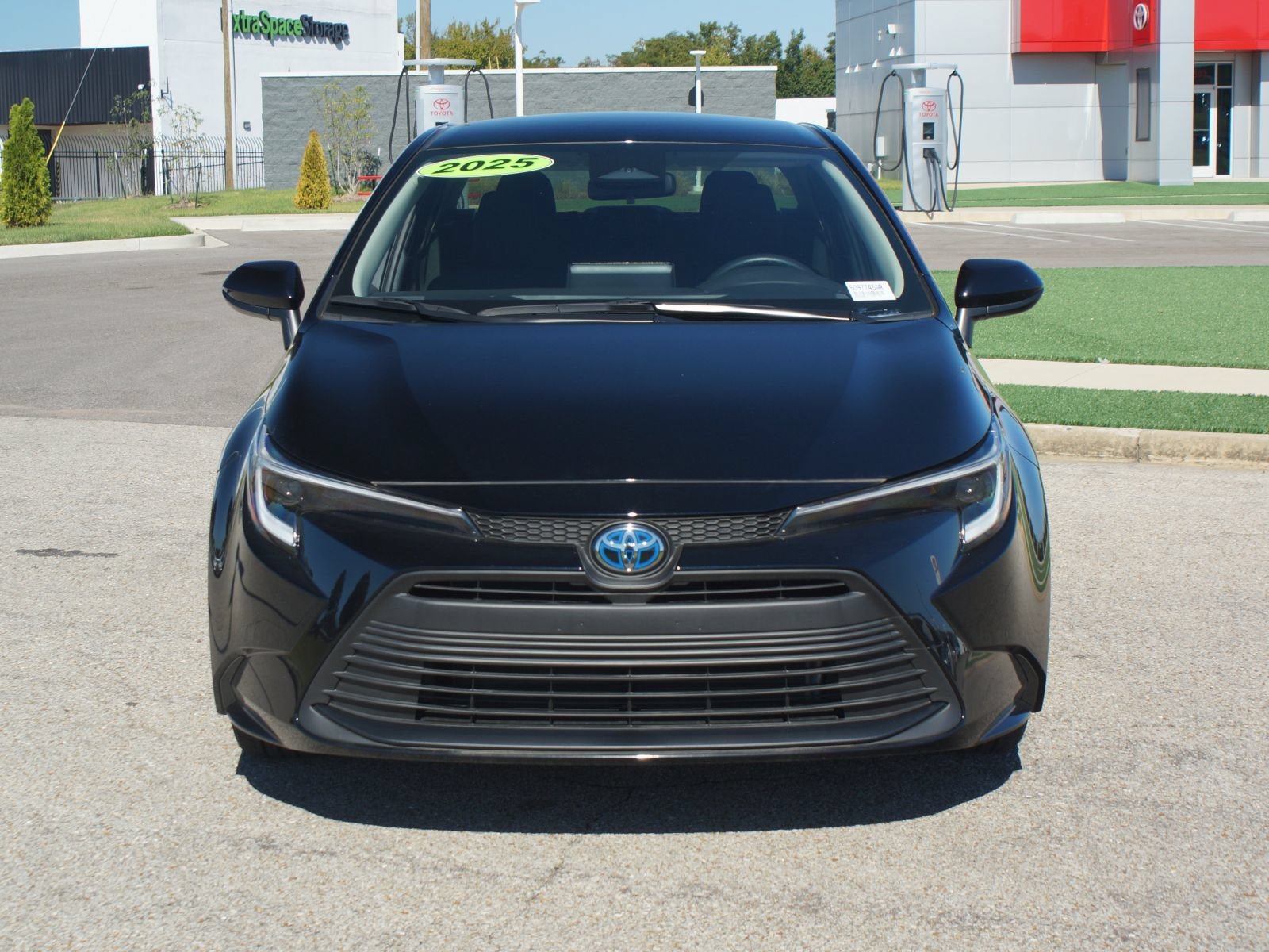 Used 2025 Toyota Corolla LE FWD image 23