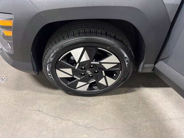 Used 2025 Hyundai Kona SEL AWD/4WD image 30
