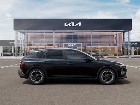 New 2026 Kia K4 GT-Line Turbo FWD image 3