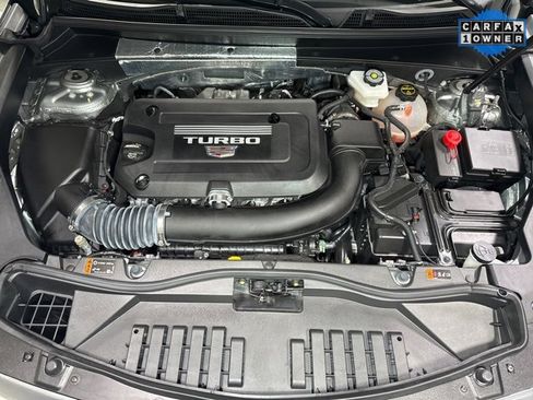 Used 2025 Cadillac XT4 Premium Luxury w/ Technology Package image 7