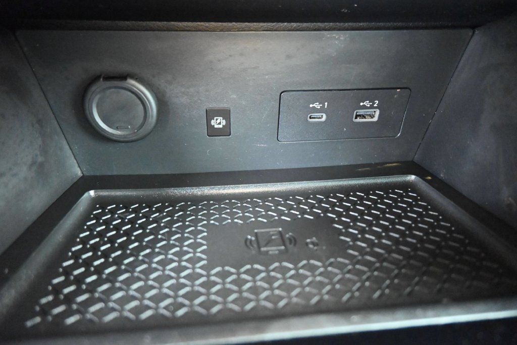 Used 2024 Nissan Pathfinder SL w/ SL Premium Package FWD image 14