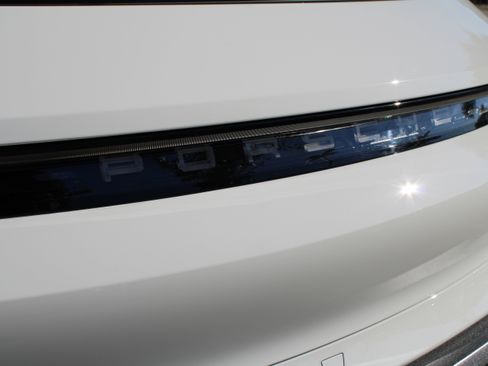 Certified 2023 Porsche Taycan 4S image 15