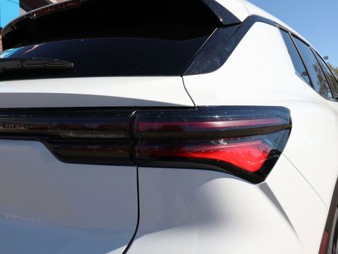 New 2026 Chevrolet Equinox EV LT image 34