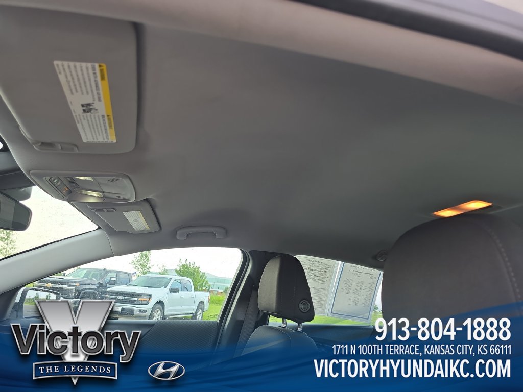 Used 2024 Chevrolet Malibu LT FWD image 21
