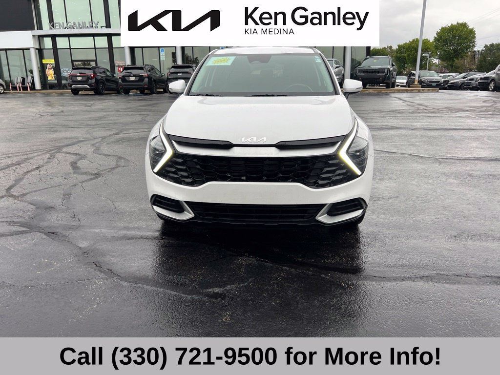 Certified 2024 Kia Sportage EX FWD image 4