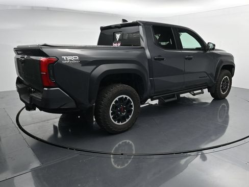 Used 2024 Toyota Tacoma TRD Off-Road w/ TRD Off Road Premium Package AWD/4WD image 8