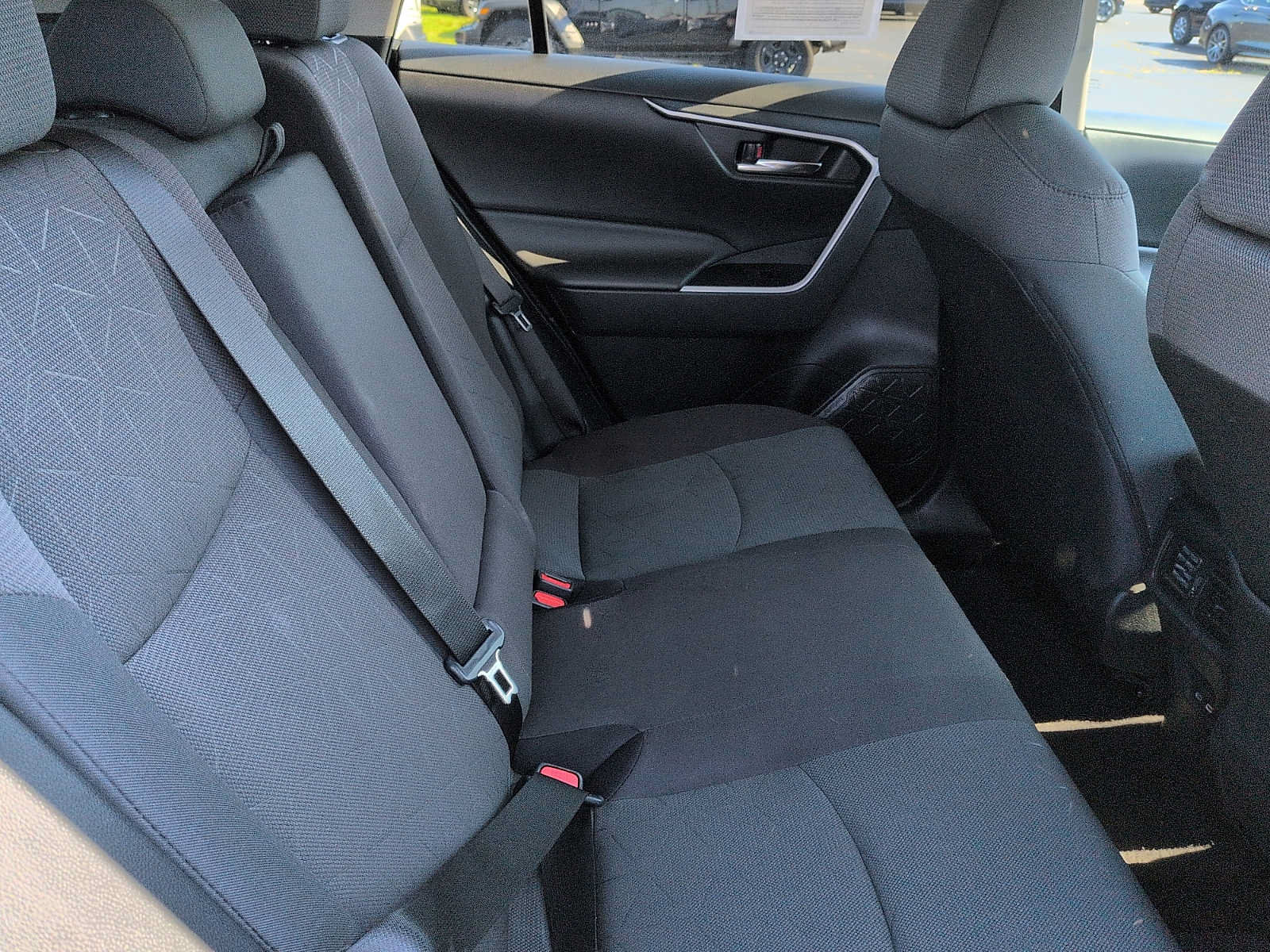 Used 2024 Toyota RAV4 XLE FWD image 11