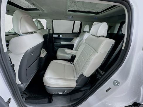 Certified 2026 Hyundai Santa Fe Calligraphy AWD/4WD image 25