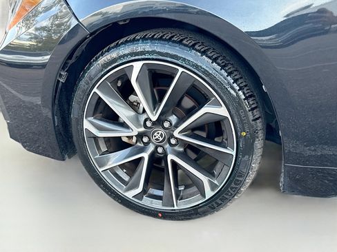 Used 2021 Toyota Corolla SE image 38