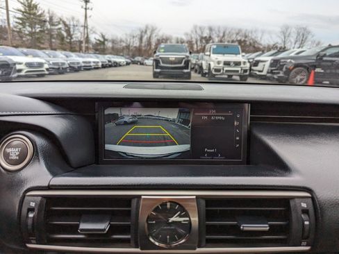 Used 2019 Lexus IS 300 IS 300 AWD w/ Navigation Package image 21