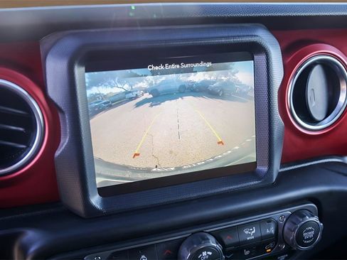 Used 2021 Jeep Wrangler Unlimited Rubicon image 16