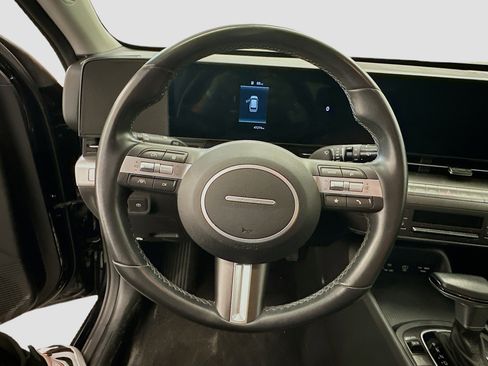 Used 2025 Hyundai Kona SEL image 18