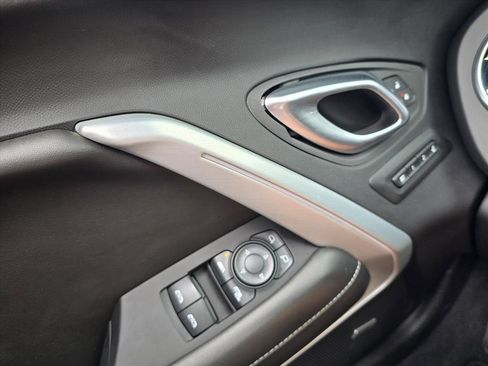 Used 2022 Chevrolet Camaro SS RWD image 23