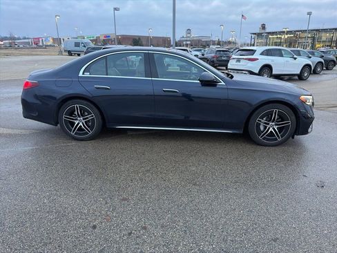 Used 2026 Mercedes-Benz E 350 4MATIC Sedan image 4