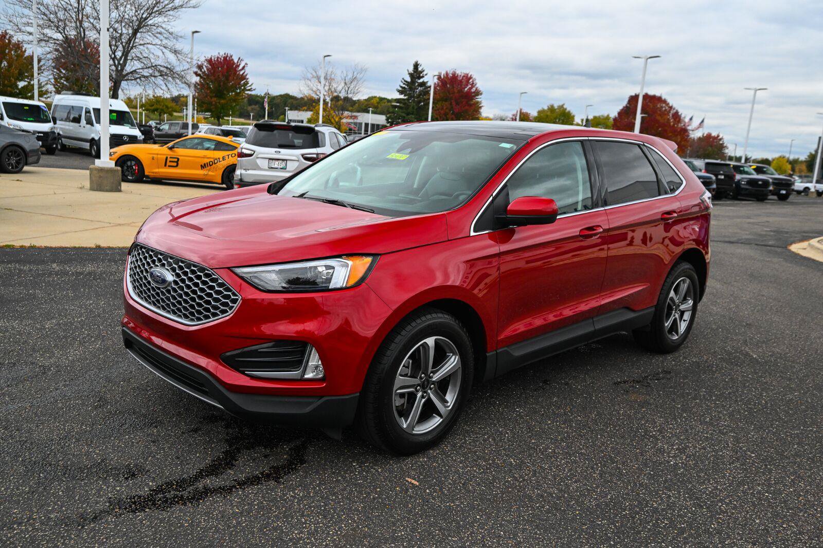 Used 2024 Ford Edge SEL w/ Convenience Package AWD/4WD image 9