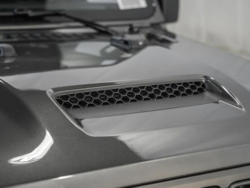 New 2026 Jeep Gladiator Sport image 9