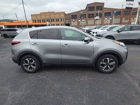 Used 2020 Kia Sportage LX w/ LX Popular Package AWD/4WD image 8