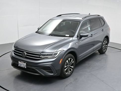 Used 2022 Volkswagen Tiguan S FWD image 57