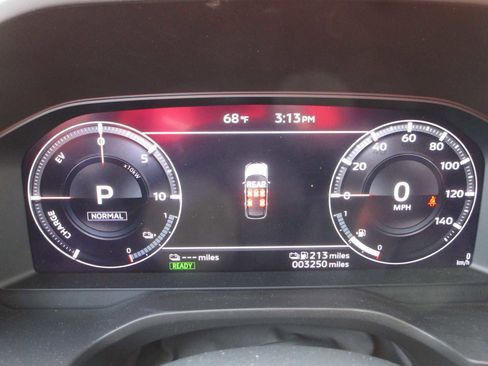 Used 2023 Mitsubishi Outlander SE image 14