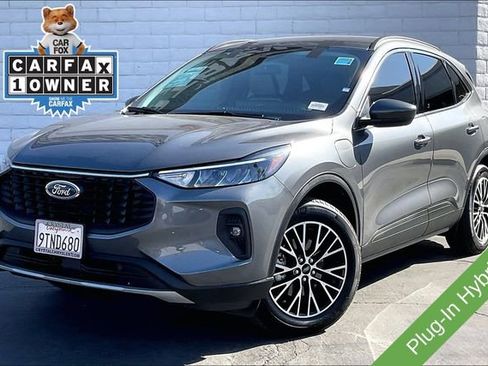 Used 2025 Ford Escape SE FWD image 1