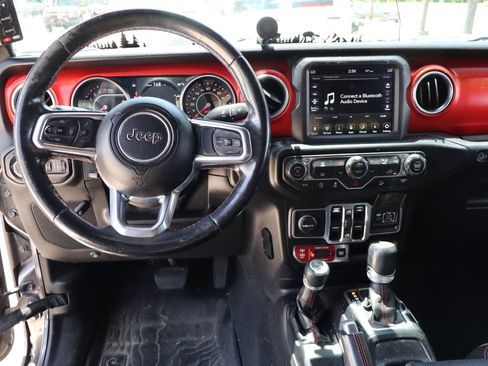 Used 2018 Jeep Wrangler Unlimited Rubicon AWD/4WD image 18