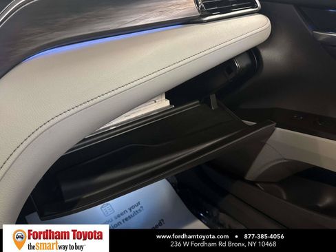 Used 2023 Toyota Camry XLE AWD/4WD image 33