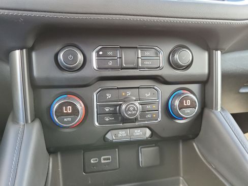 Used 2021 Chevrolet Tahoe LS RWD image 30