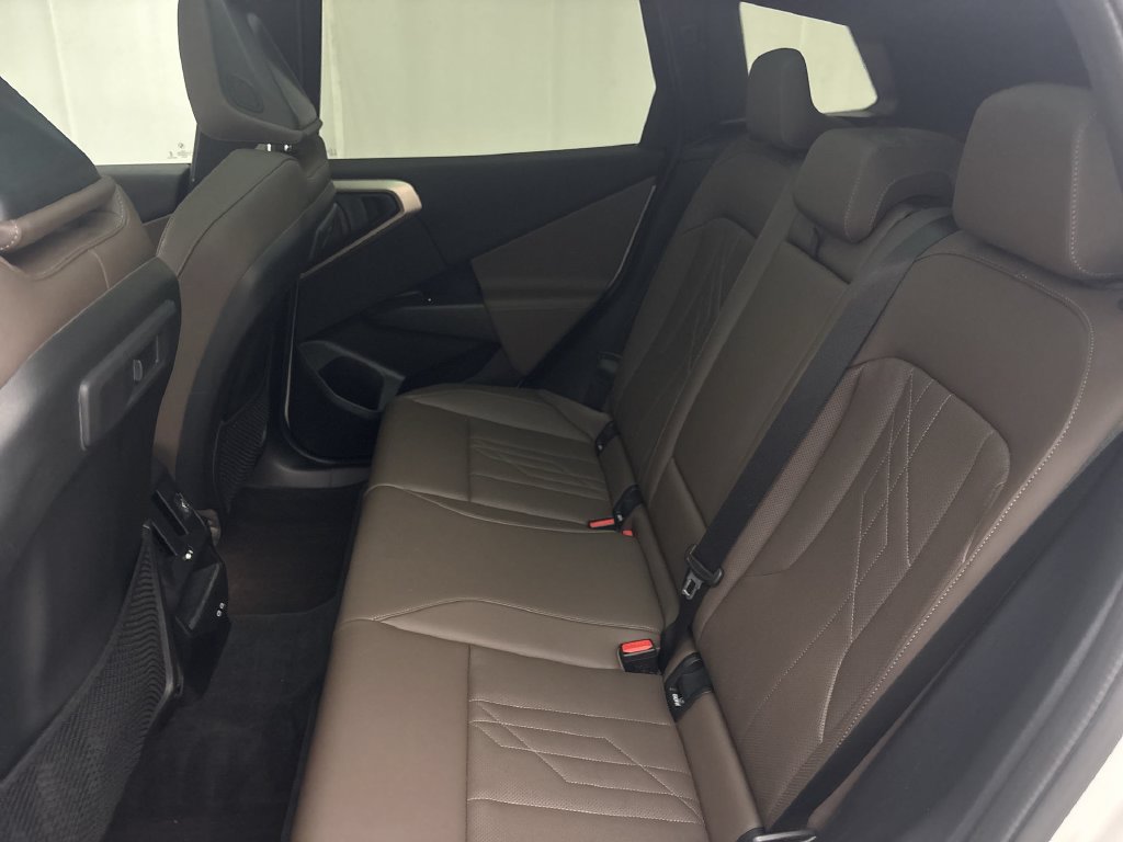 Used 2025 BMW X3 xDrive30i w/ Premium Package AWD/4WD image 25