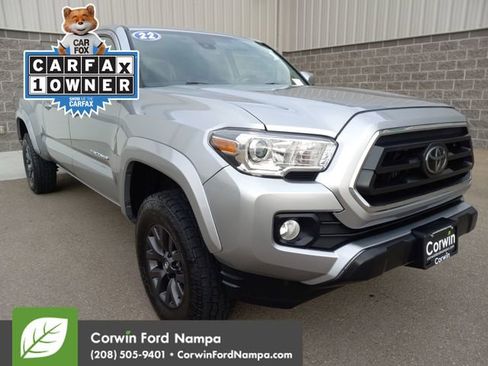 Used 2022 Toyota Tacoma SR5 image 1