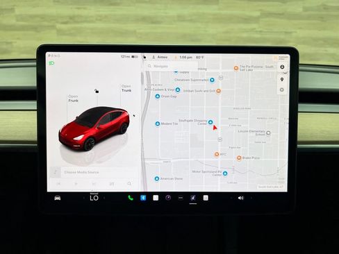 Used 2022 Tesla Model Y Long Range AWD/4WD image 21