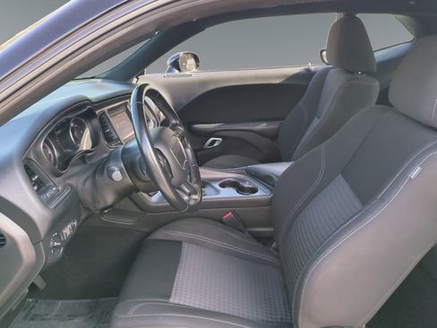 Used 2023 Dodge Challenger SXT image 18