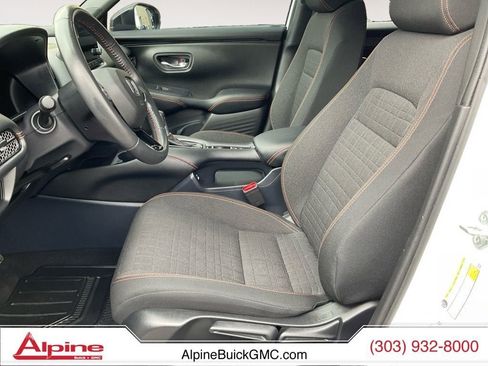 Used 2023 Honda HR-V Sport image 9