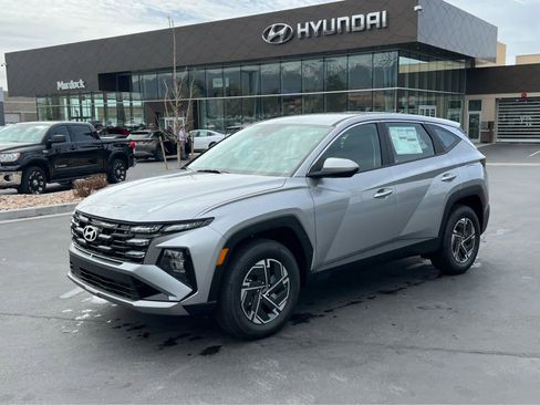 New 2026 Hyundai Tucson Blue SE w/ Tow & Go Package AWD/4WD image 1