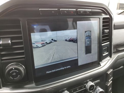 Certified 2022 Ford F150 XLT w/ Equipment Group 302A High image 33