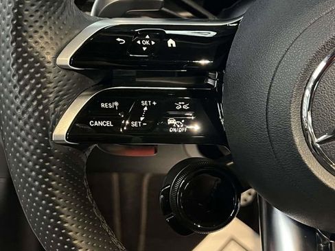 Certified 2025 Mercedes-Benz GLC 43 AMG 4MATIC image 22