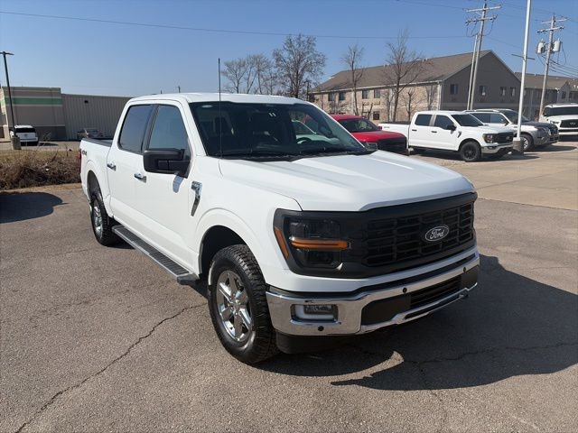 Used 2025 Ford F150 XLT w/ Equipment Group 301A Standard AWD/4WD image 8