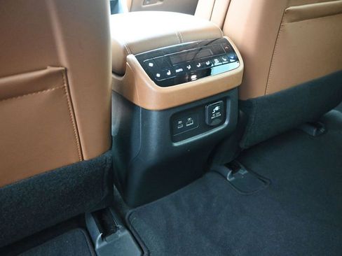 Used 2023 INFINITI QX60 Sensory w/ Vision Package AWD/4WD image 14