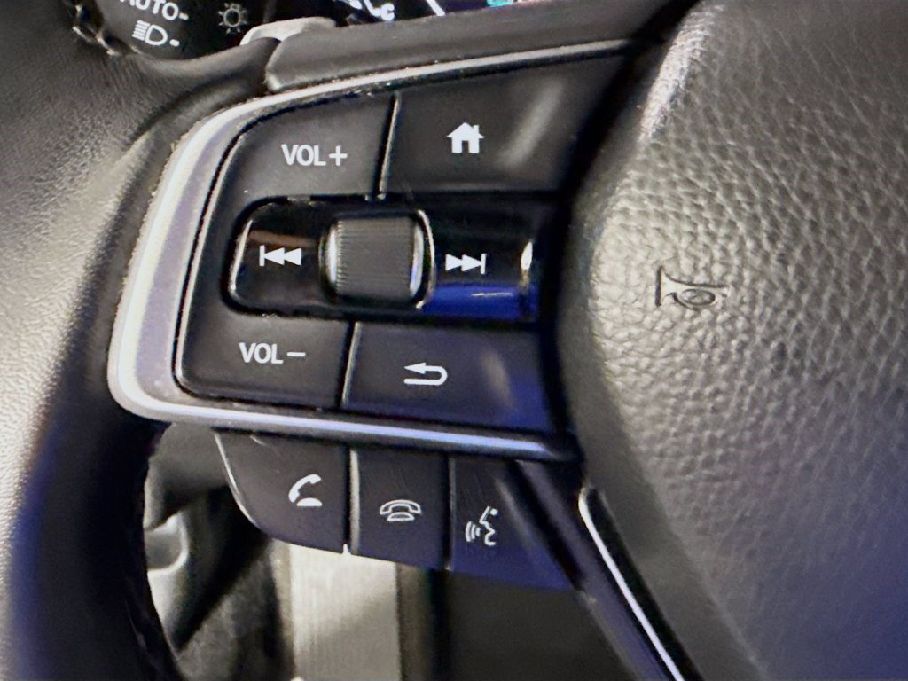 Used 2021 Honda Accord Touring image 13