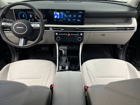 Used 2025 Hyundai Tucson SEL FWD image 36