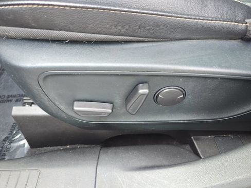 Certified 2022 Ford Escape SEL AWD/4WD image 13