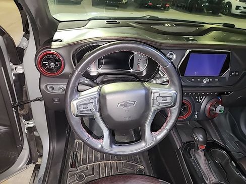 Used 2019 Chevrolet Blazer RS FWD image 4