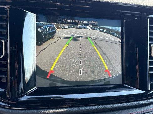 Used 2023 Dodge Durango GT image 12