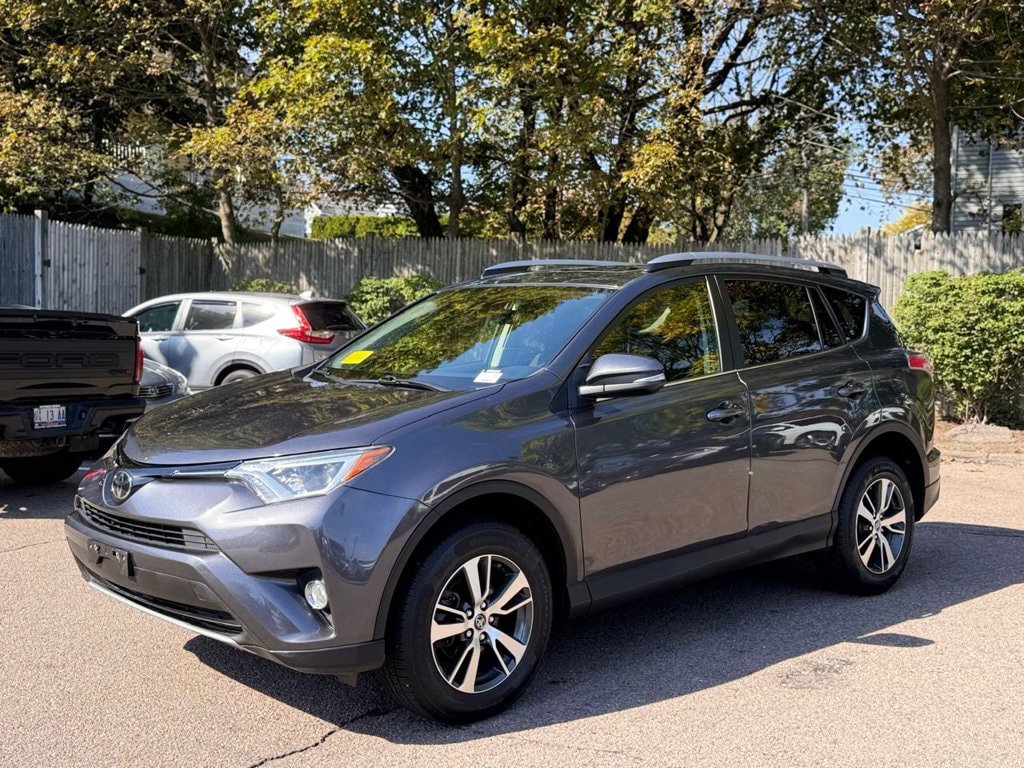 Used 2018 Toyota RAV4 XLE w/ Plus Extra Value Package AWD/4WD image 2